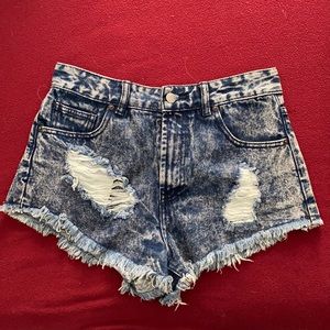 F21 high waisted shorts!